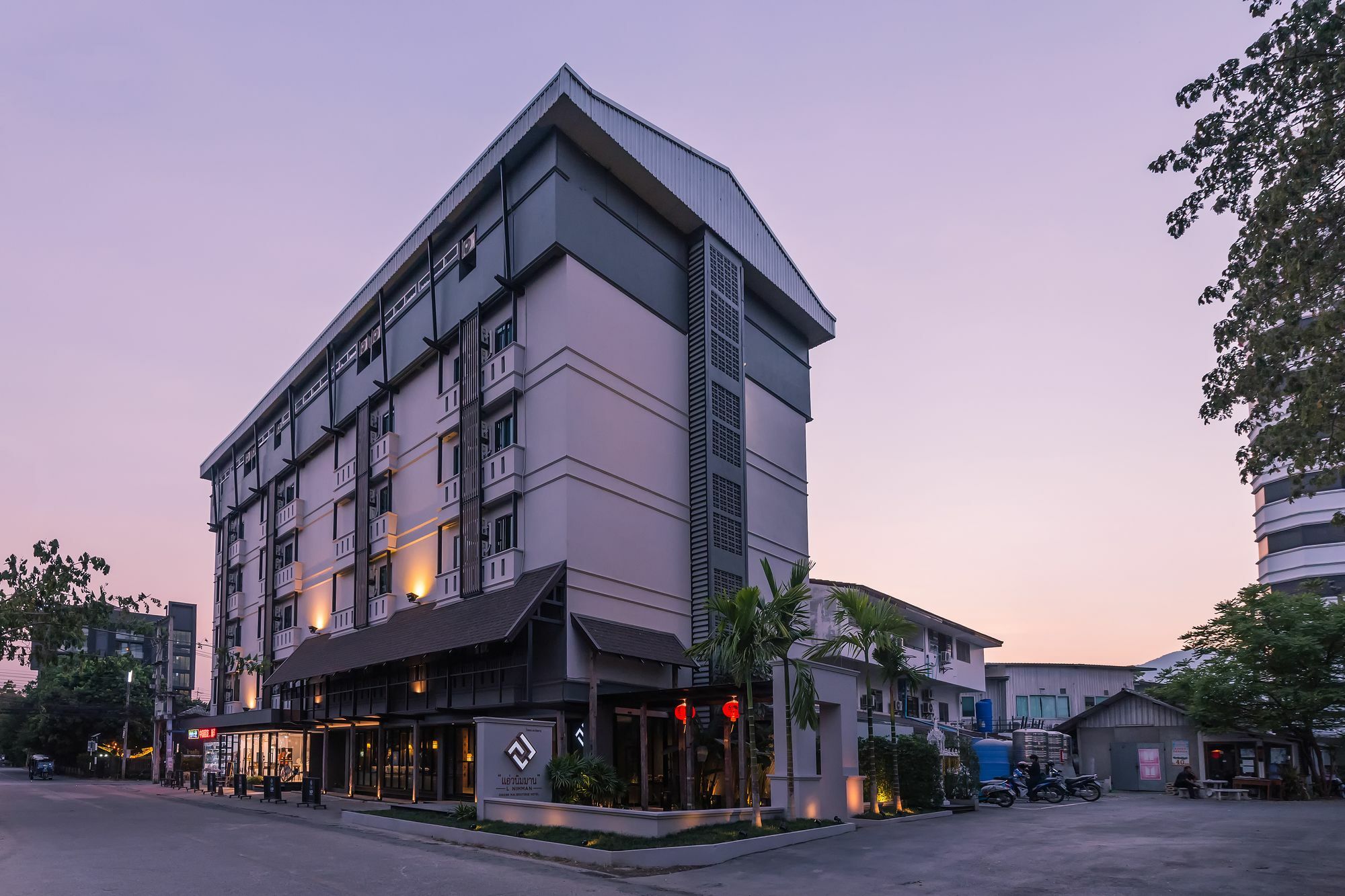 L Nimman Hotel Csiangmaj Kültér fotó